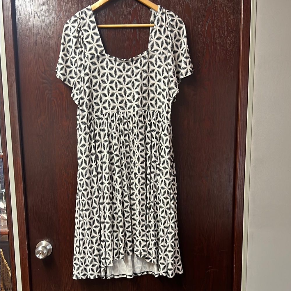 Torrid Super Soft Flutter-Sleeve Skater Dress - Picture 5 of 8
